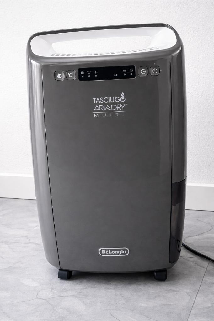 Luchtontvochtiger DeLonghi DEX216F, Witgoed en Apparatuur, Luchtbehandelingsapparatuur, Ophalen, Zo goed als nieuw, Luchtontvochter