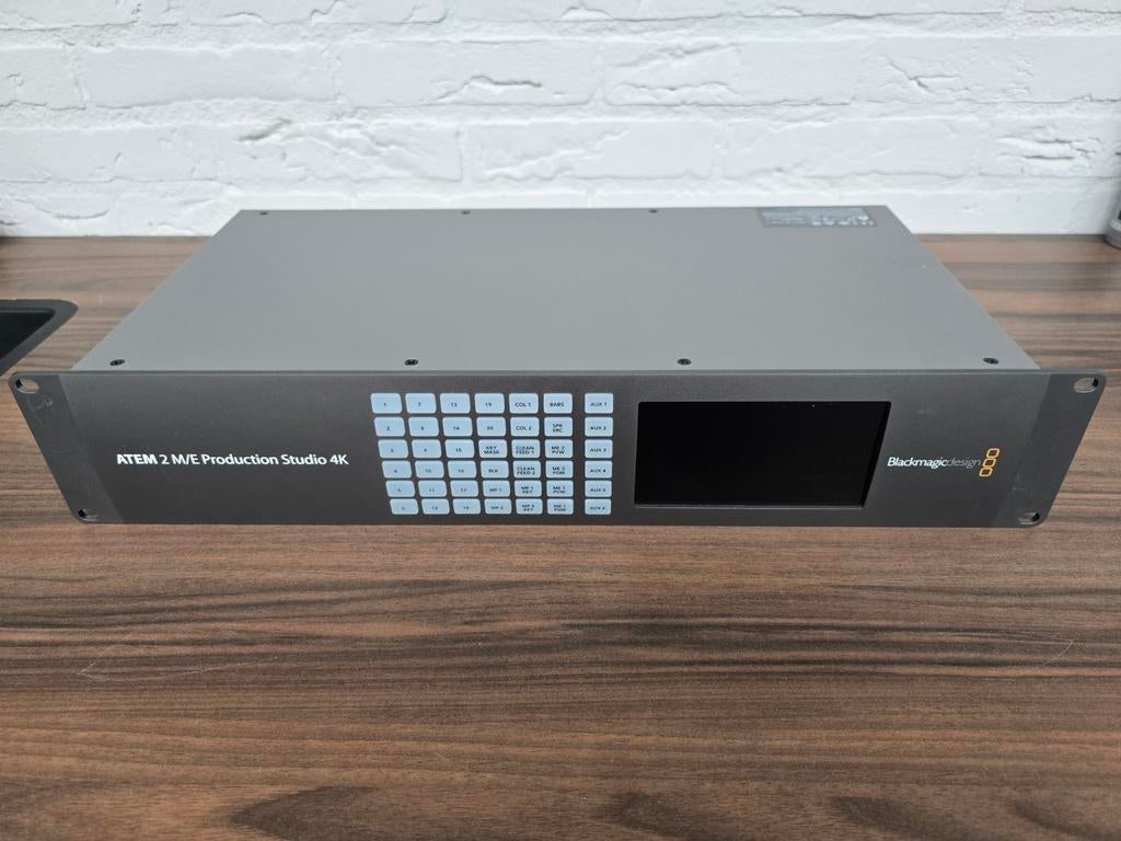 Blackmagic ATEM 2 M/E Production Studio 4K, Ophalen of Verzenden, Gebruikt, Video