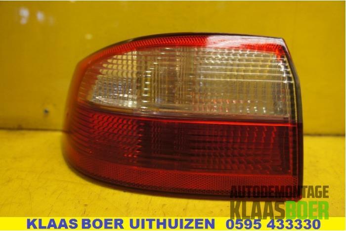 Achterlicht links van een Renault Laguna, Auto-onderdelen, Ophalen of Verzenden, 12 maanden garantie, Gebruikt, Renault