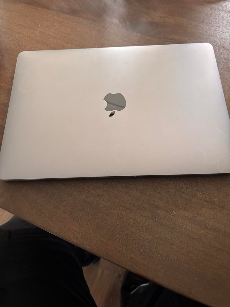 MacBook Pro 2018 13” Touchbar - Goed Werkend!, Computers en Software, 256 GB, 2 tot 3 Ghz, Qwerty, 8 GB