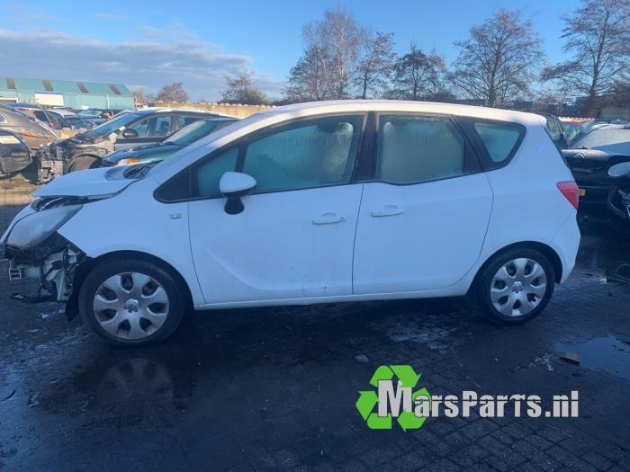 Kokerbalk links van een Opel Meriva (GAZ), Gebruikt, -, -, Opel