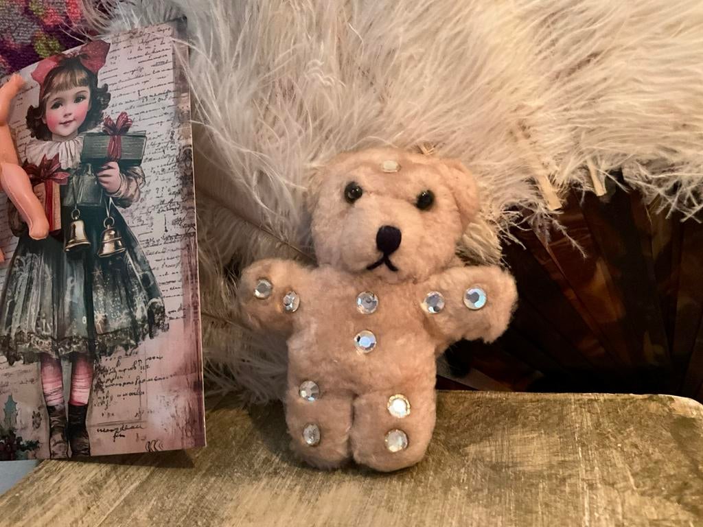 Zeldzame antieke teddybeer glazen ogen strass steentjes., Ophalen of Verzenden, Zo goed als nieuw