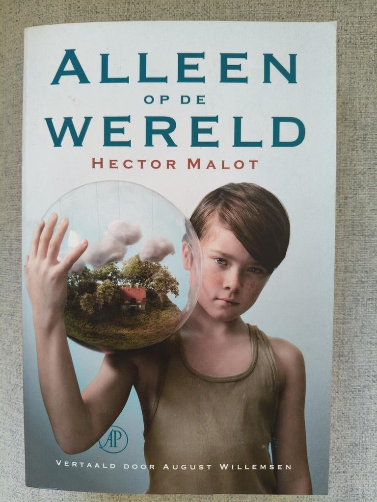 Alleen op de wereld - Hector Malot, Ophalen of Verzenden, Zo goed als nieuw, Hector Malot, Nederland