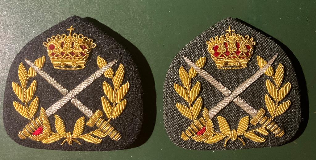 2 x brevet schermen, Ophalen of Verzenden, Landmacht, Nederland, Embleem of Badge