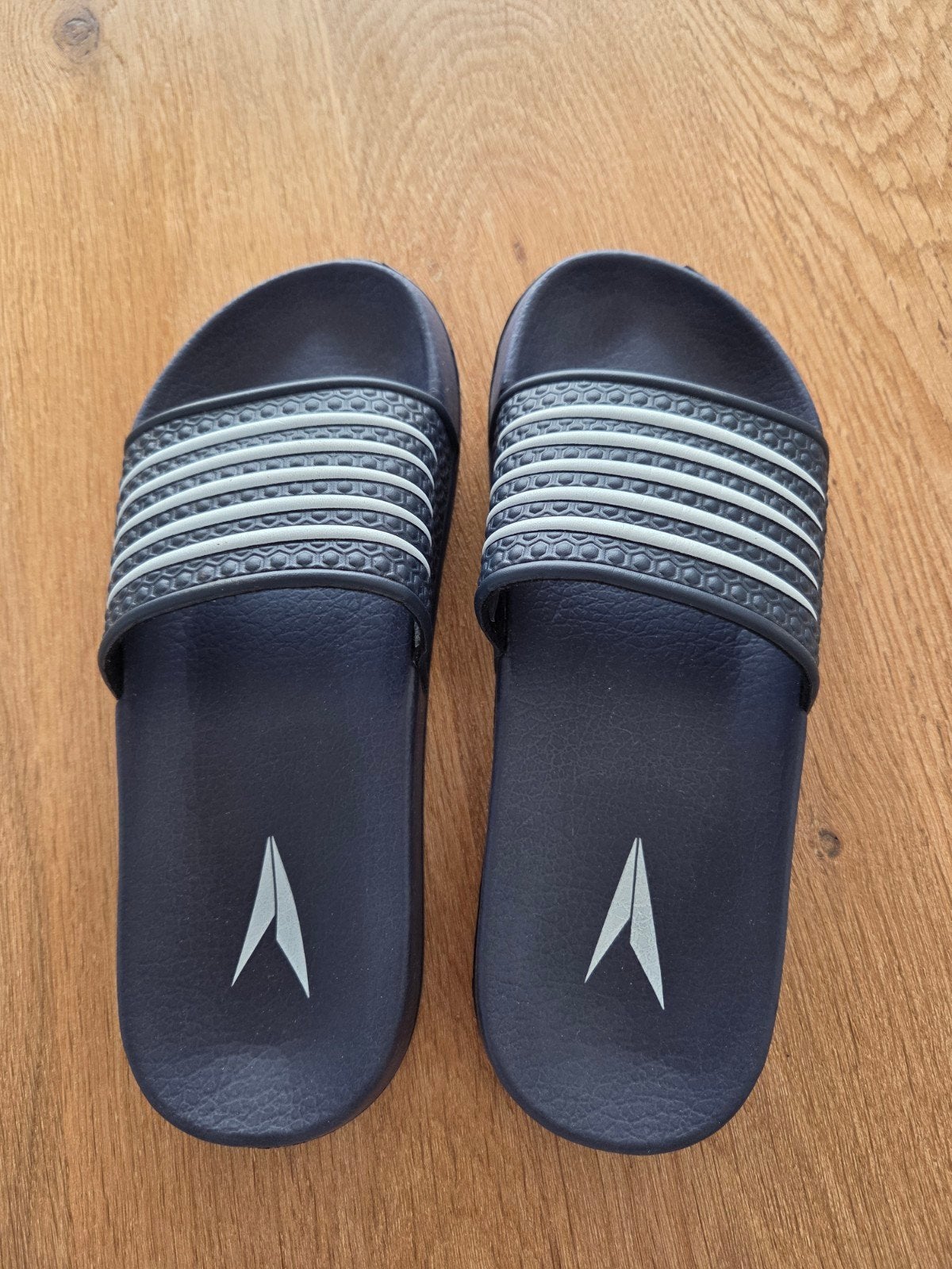 Badslippers maat 38, Ophalen, Overige maten, Zwart