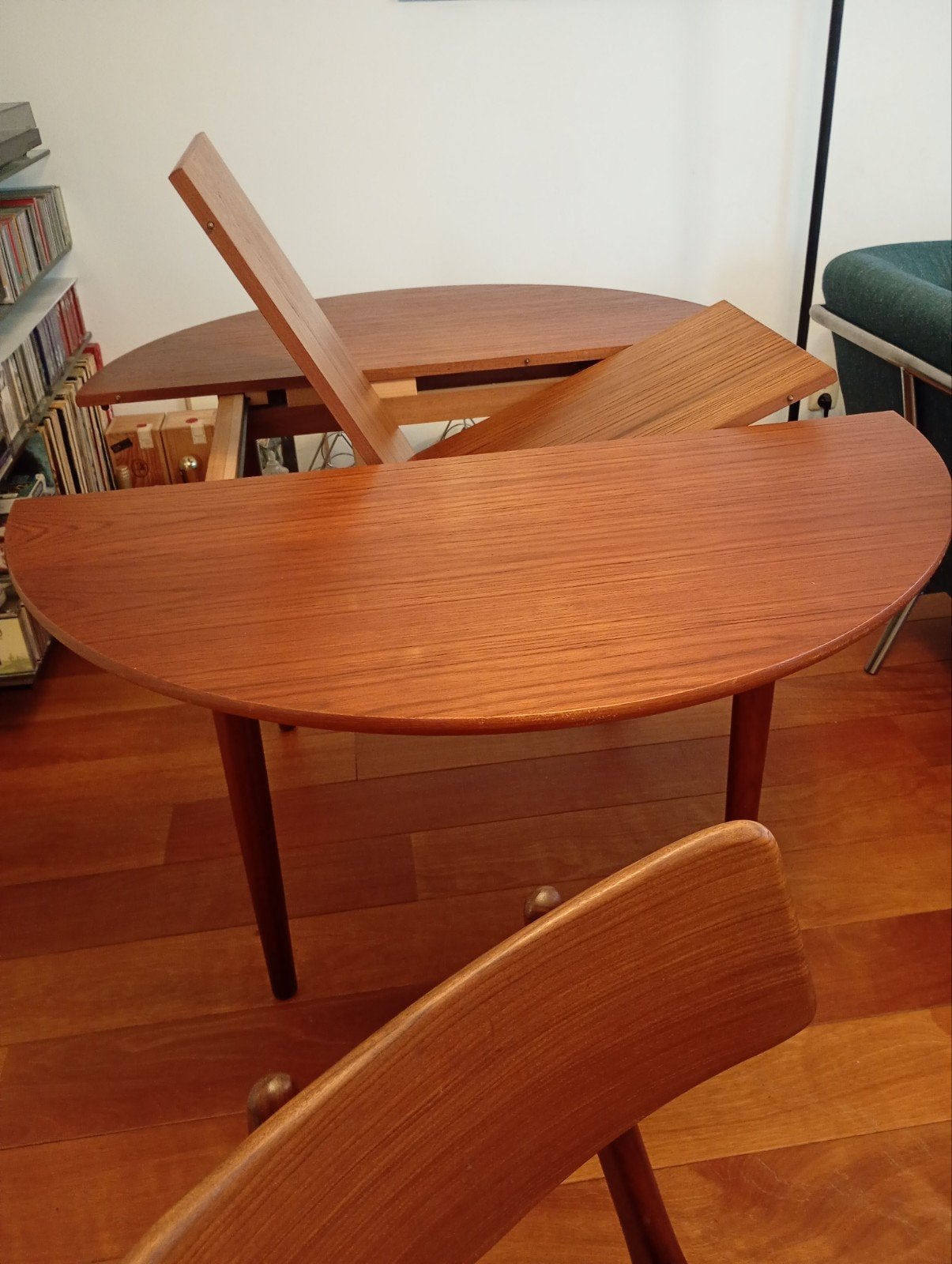 Foto 12 van Pastoe eettafel Cees Braakman (uitschuifbaar) + 4 stoelen