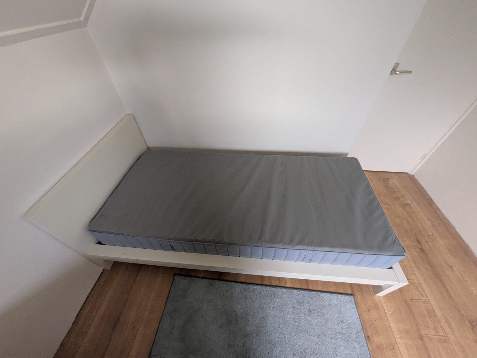 Eenpersoonsbed Ikea met matras - Wit, 90x200 cm, Ophalen, Gebruikt, 90 cm, Eenpersoons