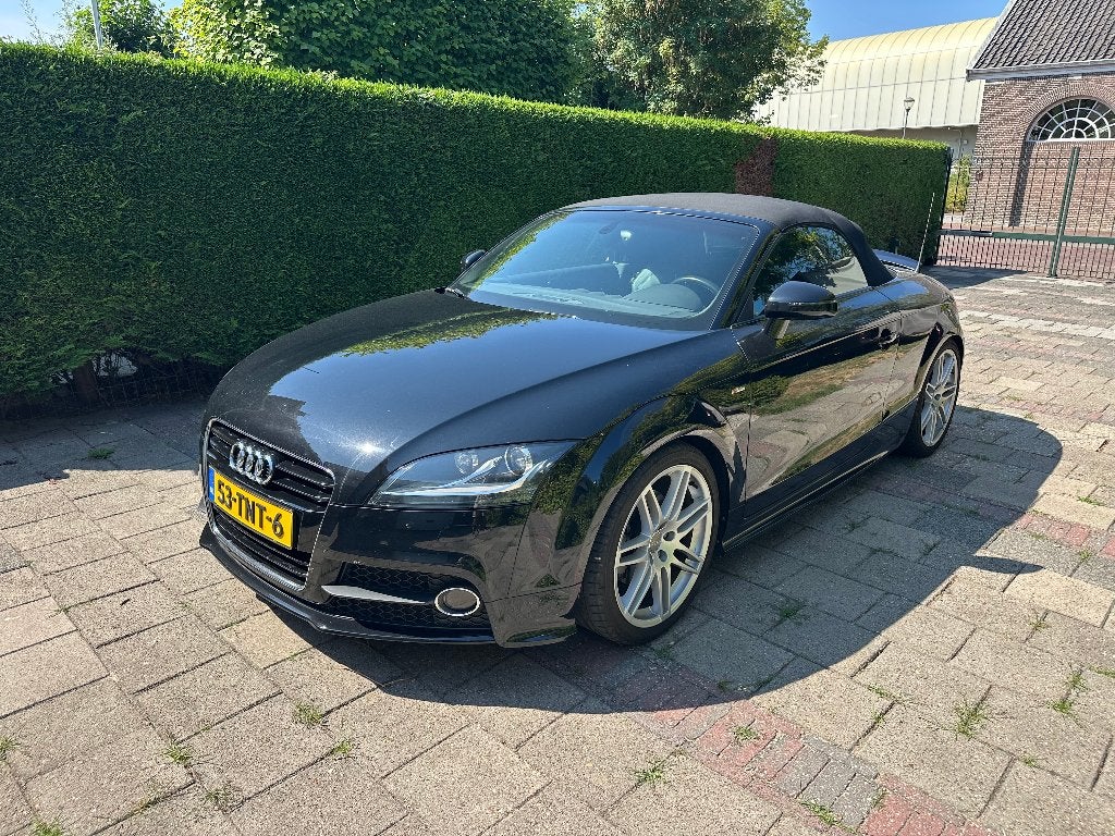 Audi TT 1.8 118KW Roadster S-tronic 2012 Zwart, Auto's, Audi, Zwart, 4 cilinders, Cabriolet, 160 pk