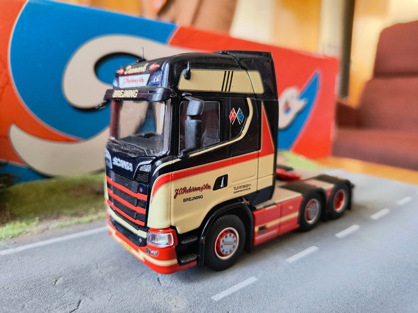 Tekno Scania Pedersen, Hobby en Vrije tijd, Modelauto's | 1:50, Ophalen of Verzenden, Zo goed als nieuw, Bus of Vrachtwagen, Tekno
