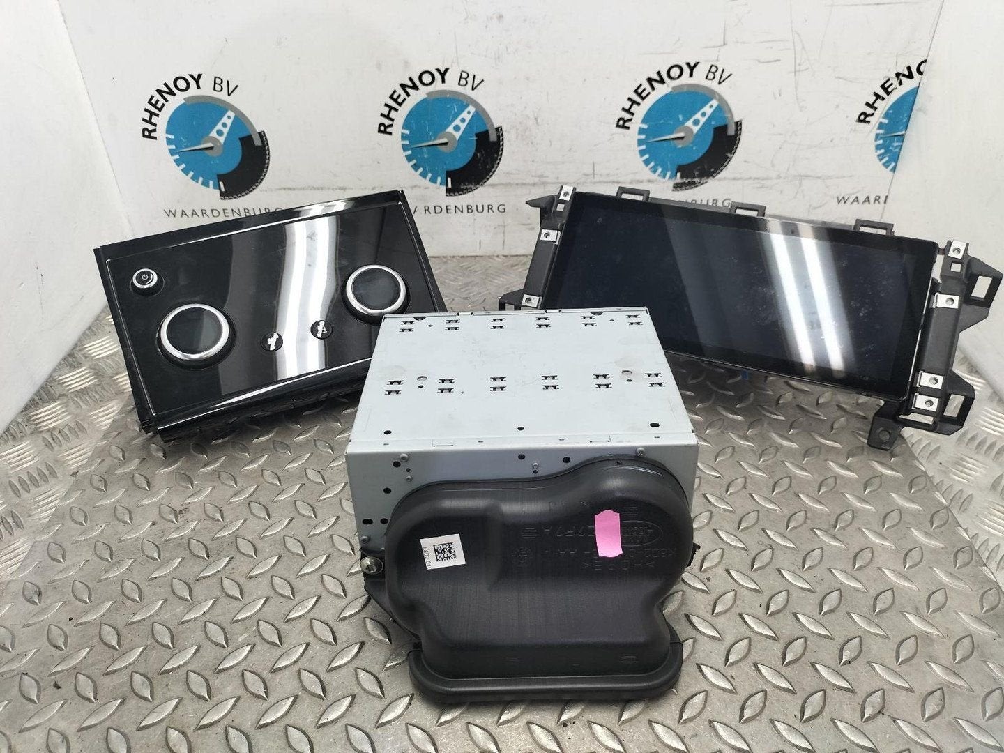 LANDROVER DISCOVERY SPORT L550 NAVIGATIE 2019, Ophalen of Verzenden, Gebruikt, Stiba lid