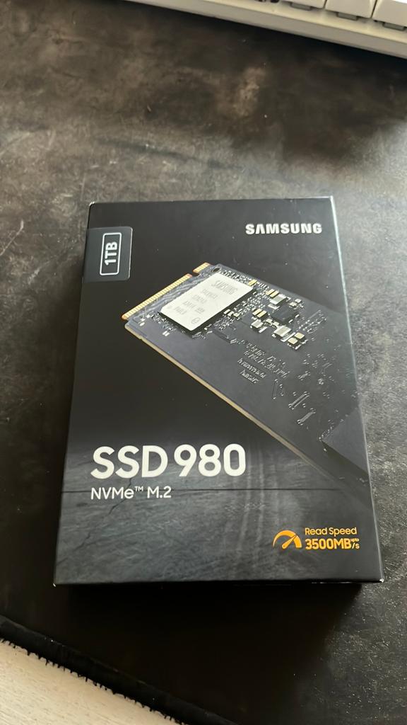 Samsung ssd 980 nvme m.2 1tb, Ophalen of Verzenden, Zo goed als nieuw, Laptop, USB