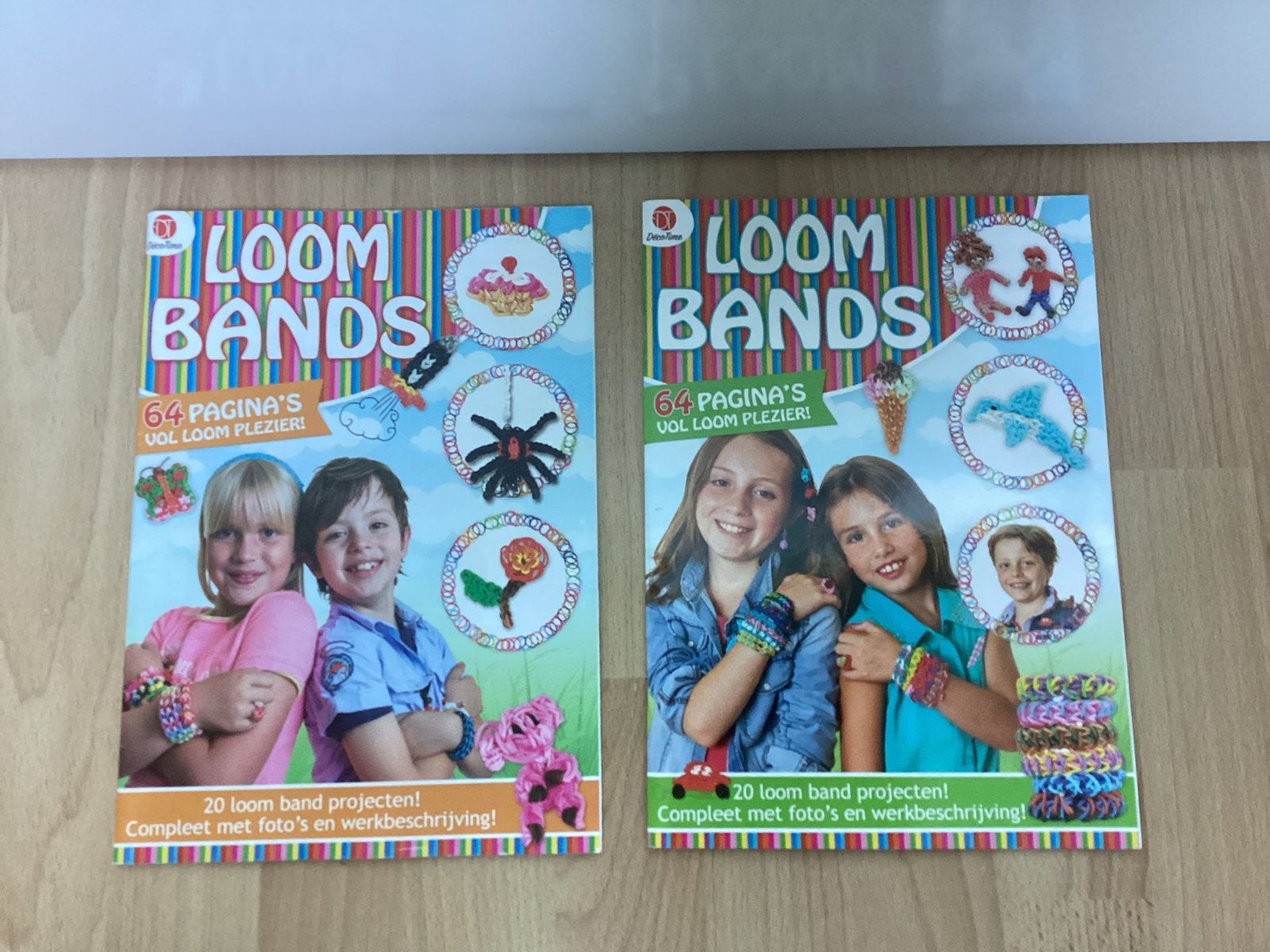 2x Loom Bands Boek - 64 pagina's vol loom plezier!, Overige thema's, Meerkleurig, Ophalen of Verzenden, Zo goed als nieuw