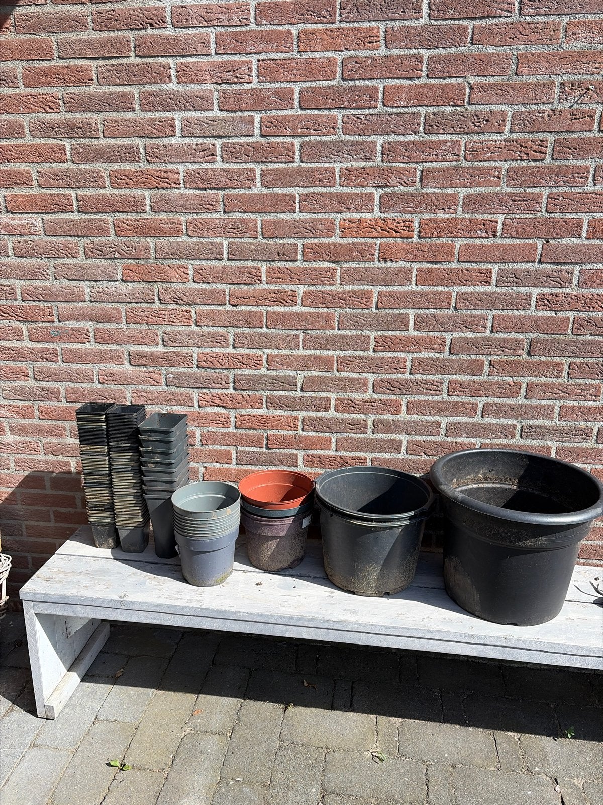 Diverse gebruikte bloempotten en kweekpotten, Kunststof, Gebruikt, 40 cm of meer, Binnen