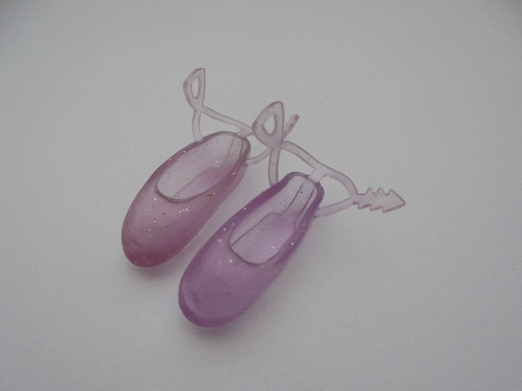 barbie ballet schoenen doorzichtig lila nieuw, Kinderen en Baby's, Ophalen of Verzenden, Nieuw, Barbie