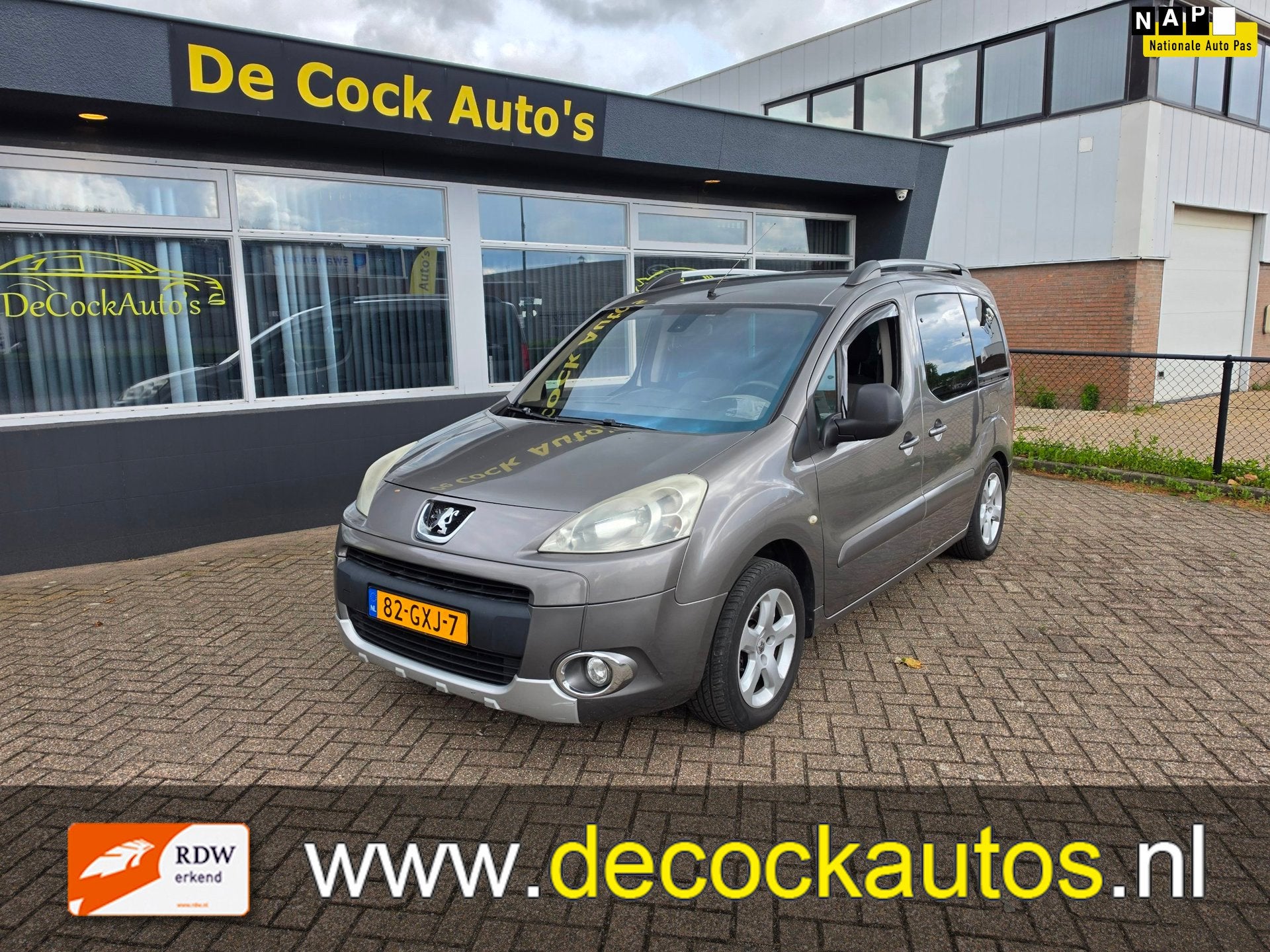 Peugeot Partner Tepee 1.6 XT Executive, Auto's, Peugeot, Voorwielaandrijving, Origineel Nederlands, Handgeschakeld, 1587 cc