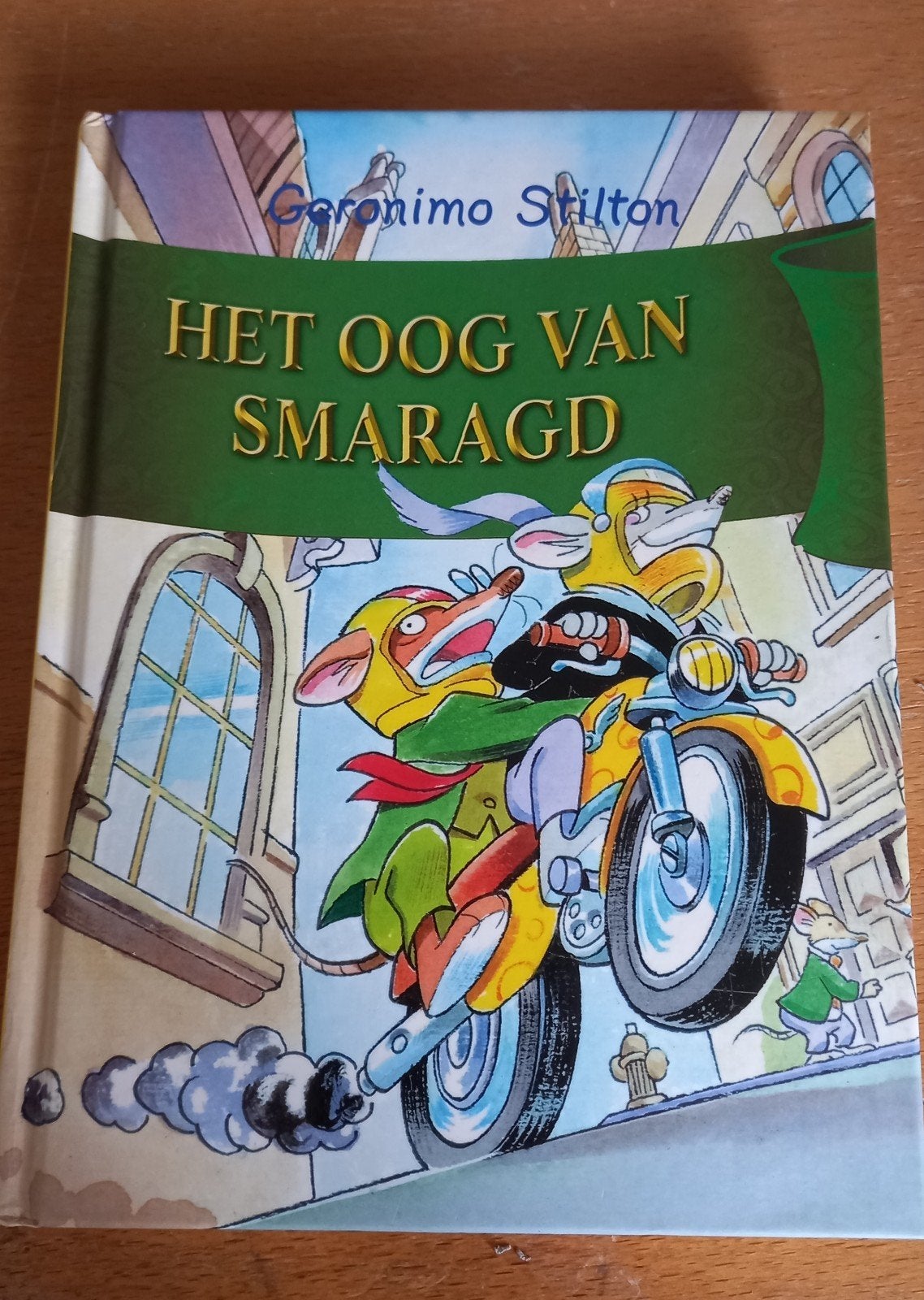 Geronimo Stilton - het oog van smaragd, Ophalen of Verzenden, Zo goed als nieuw