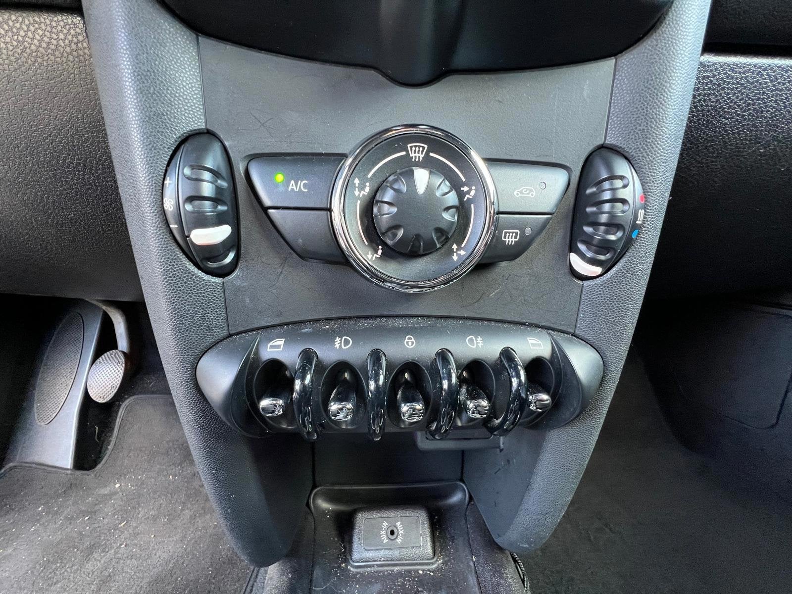 Mini Mini 1.6 ONE HOLLAND STREET AIRCO APK-2027, Auto's, Voorwielaandrijving, Stof, Gebruikt, Euro 6