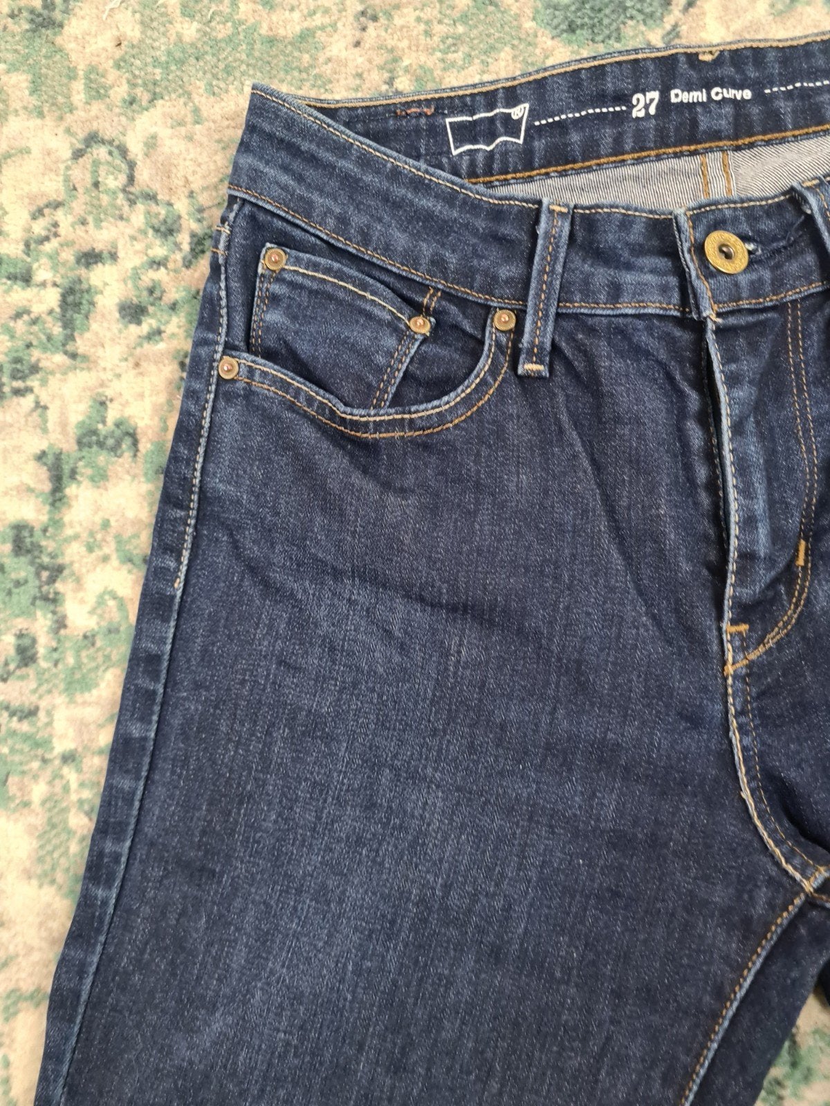 Levi's classic rise slim W27 L28 Dames Tulsi2728 Mid-rise, Zwart, Ophalen of Verzenden, Zo goed als nieuw, W27 (confectie 34) of kleiner
