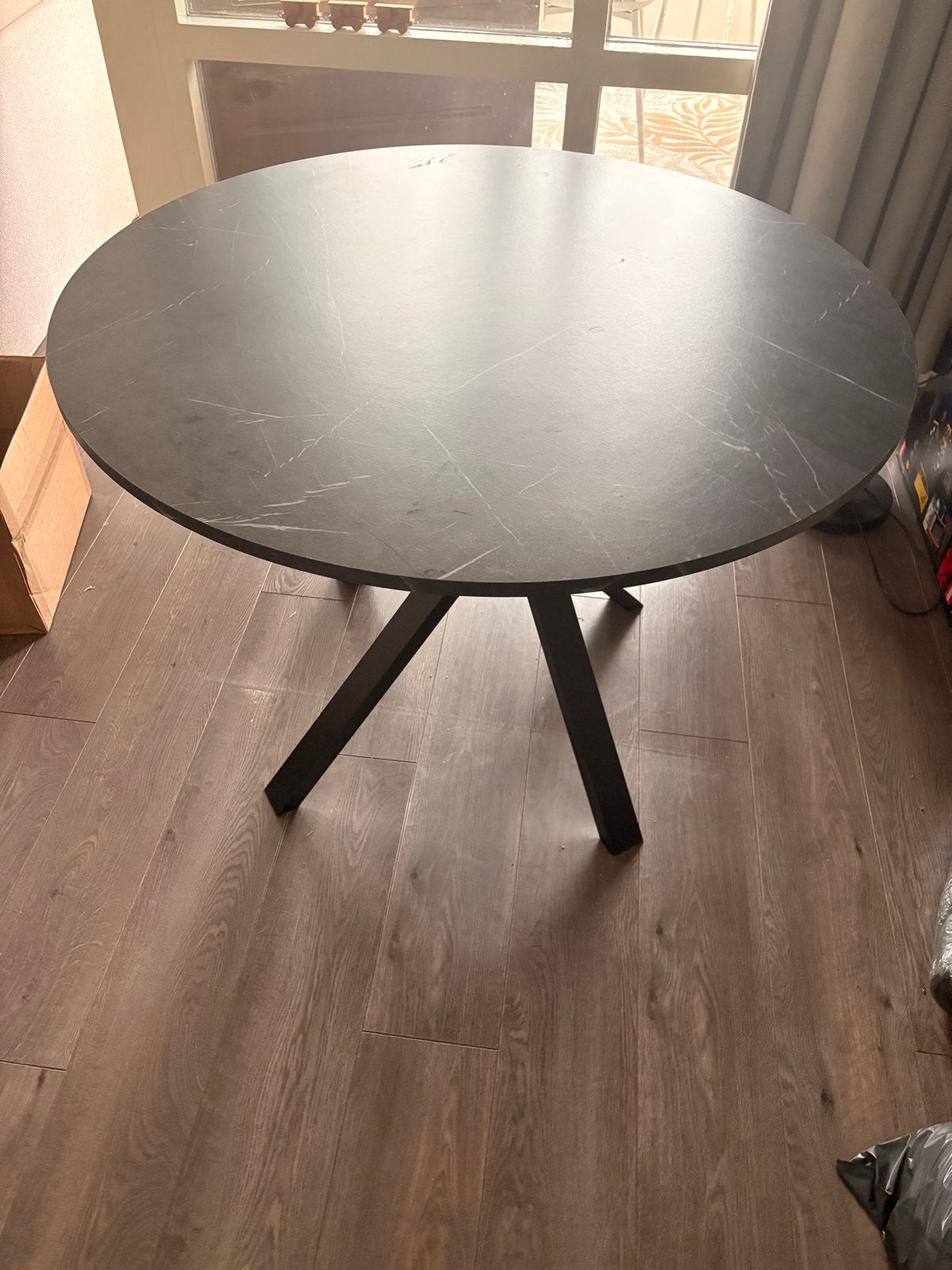 IKEA MARIEDAMM Tafel, zwart marmerpatroon, 105 cm, Ophalen, Overige materialen, Gebruikt, 100 tot 150 cm