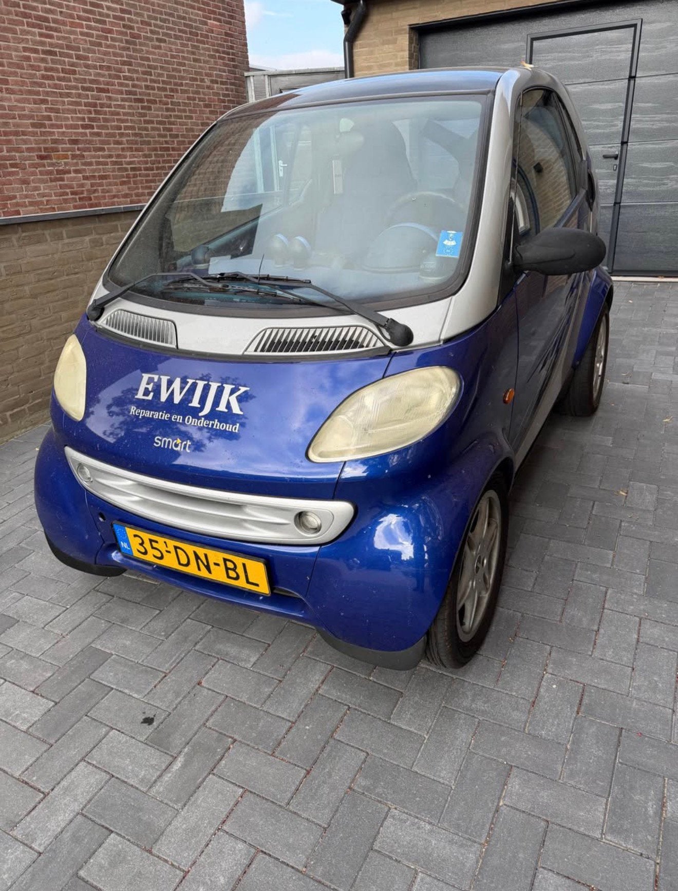 Smart 0.6 40KW AUT 1999 Grijs, Auto's, Automaat, Achterwielaandrijving, 54 pk, 18 €/maand