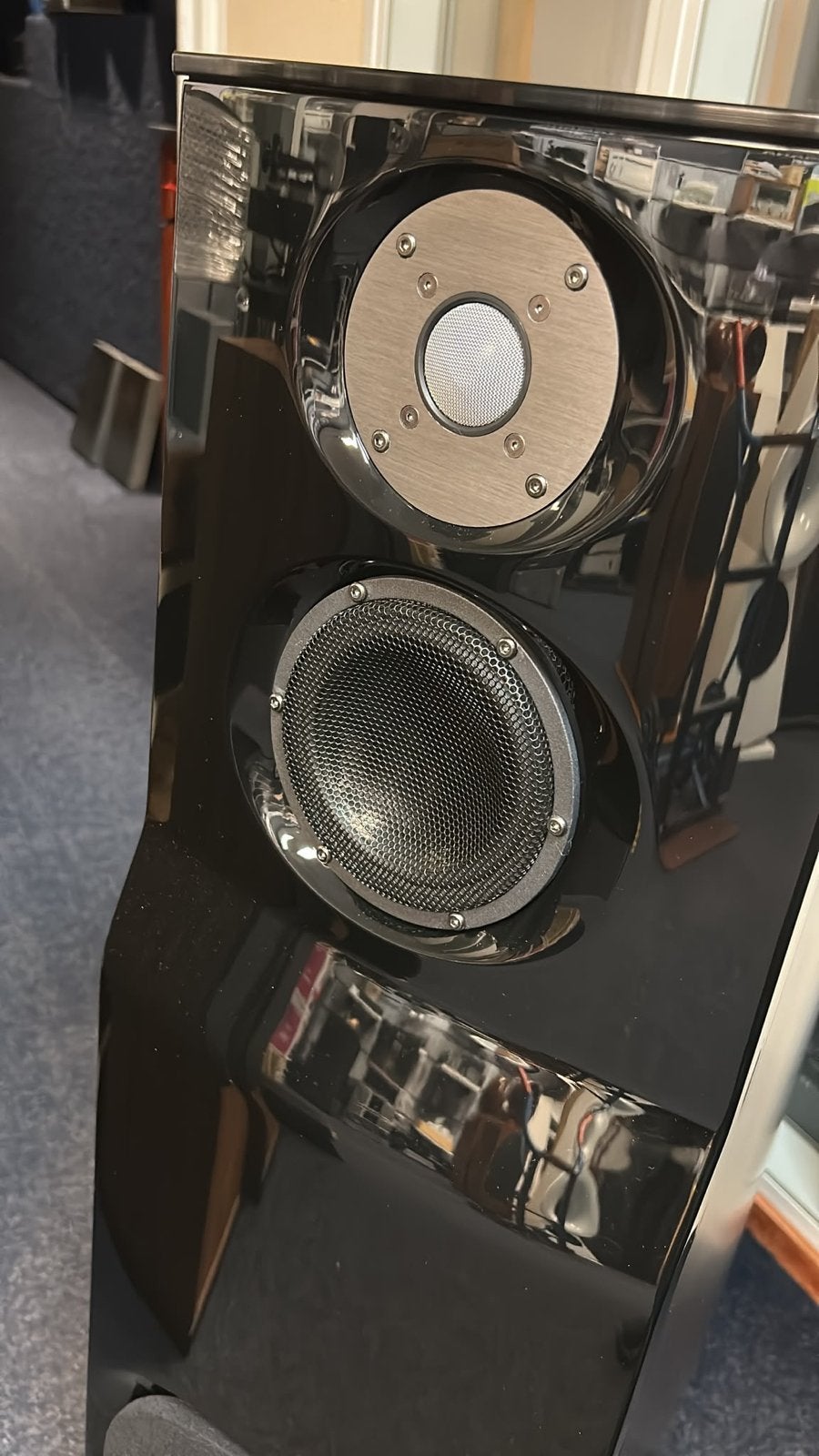 Usher ML-801 Vloerstaande High-End Luidsprekers (Demo), Vloerstaande luidspreker, ., Zo goed als nieuw, .