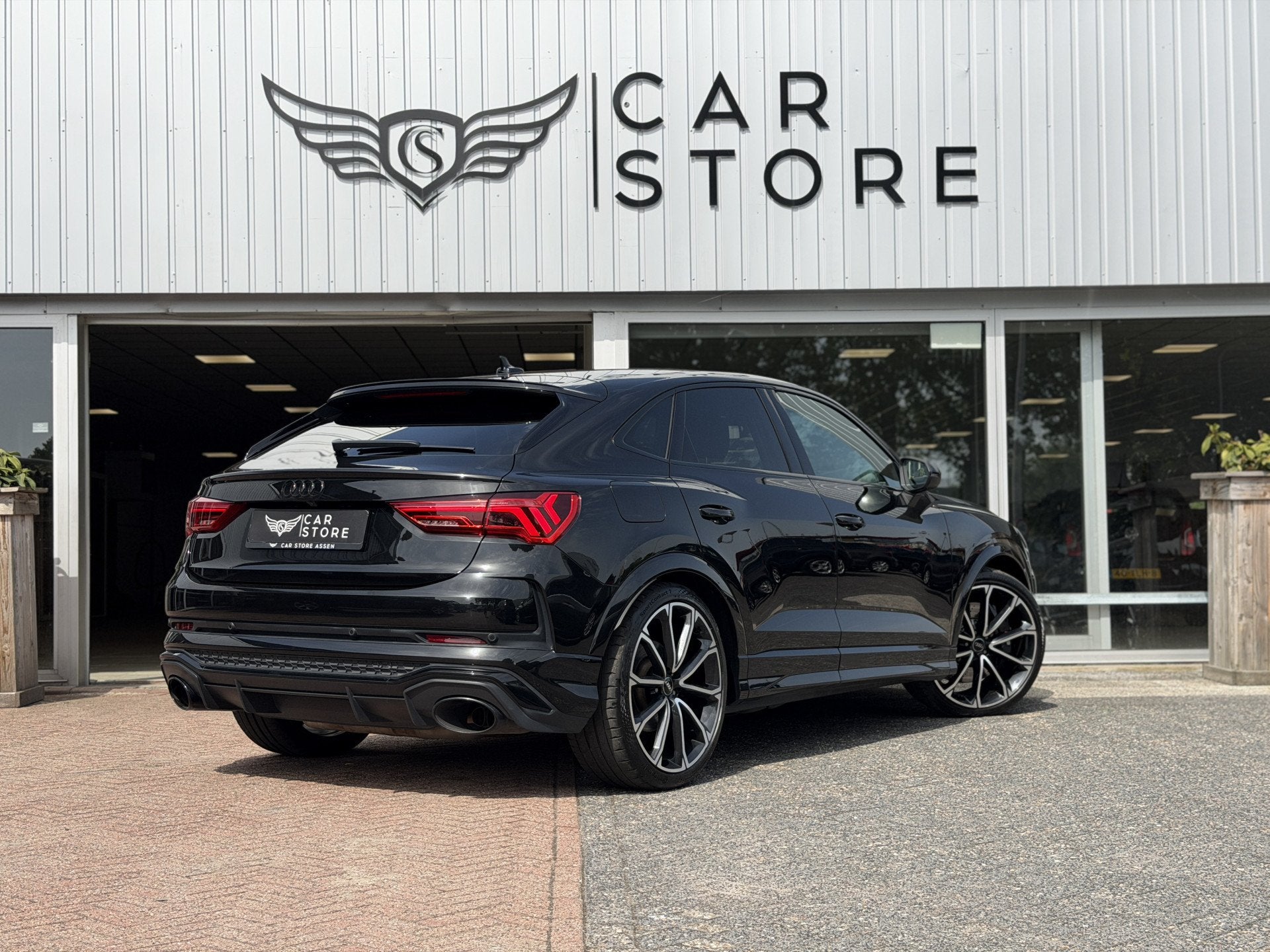 Audi RSQ3 Sportback TFSI RS |B&O|MATRIX|ALCANTARA|ACC|VIRTUA, Automaat, Gebruikt, 1675 kg, Zwart