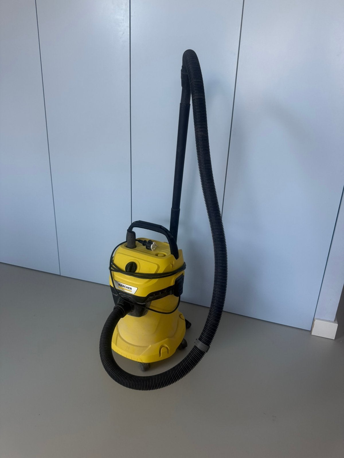 Karcher wd3 nat droog bouwzuiger, Ophalen, Zo goed als nieuw
