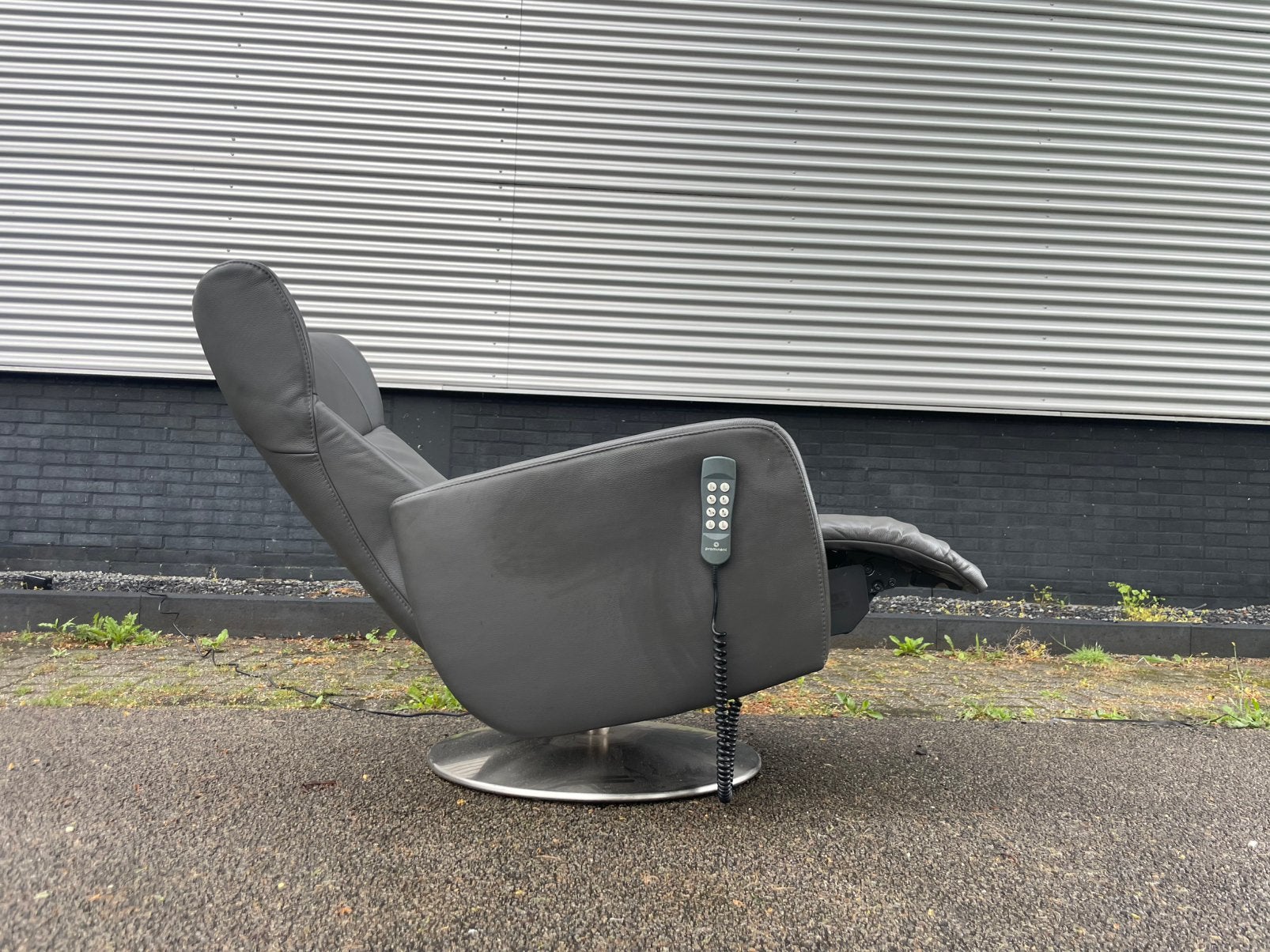 Grijze leren prominent sorisso sta op stoel / relax fauteuil, Ophalen, Minder dan 75 cm, 50 tot 75 cm, A
