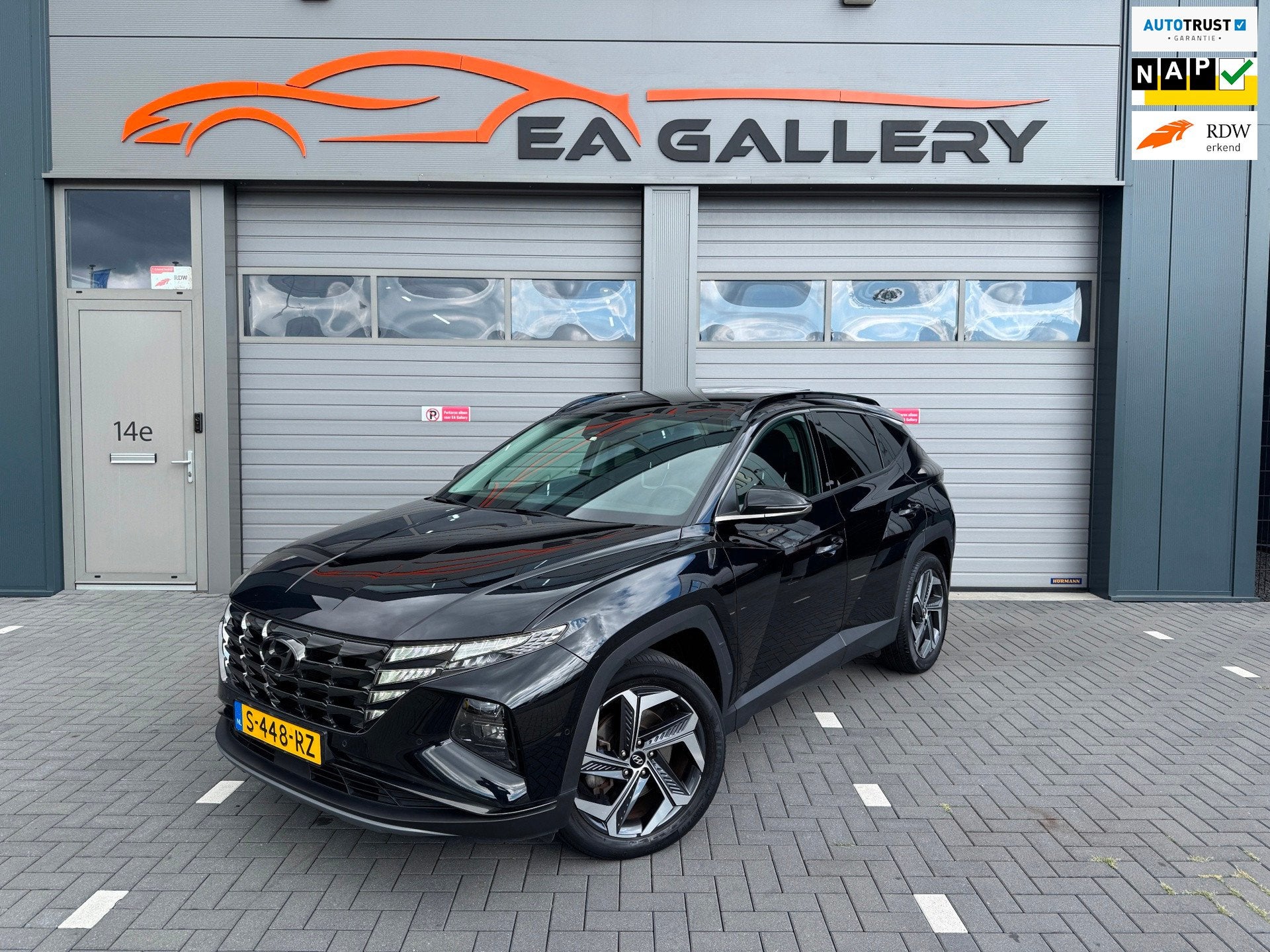 Hyundai Tucson 1.6 T-GDI HEV Premium Sky BOMVOL, Gebruikt, Euro 6, 4 cilinders, 1650 kg
