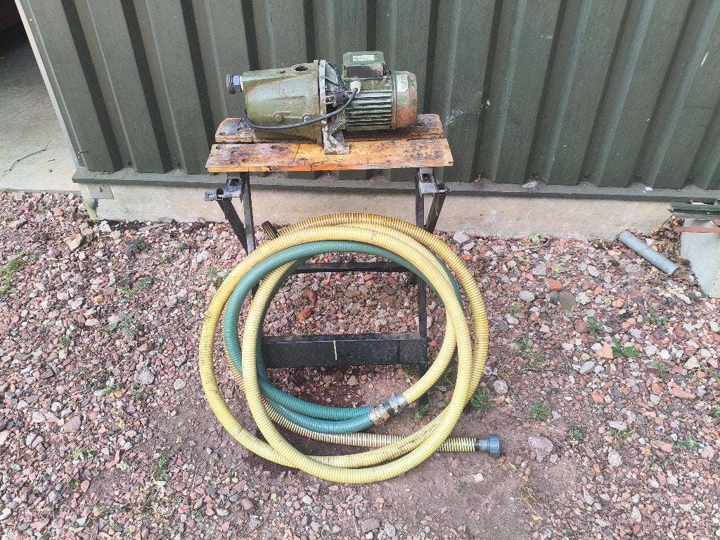 Beregeningspomp met 10 m1 aanzuigslang, 220V, Tuin en Terras, Waterpompen, Ophalen, Gebruikt, Elektrisch, Beregeningspomp