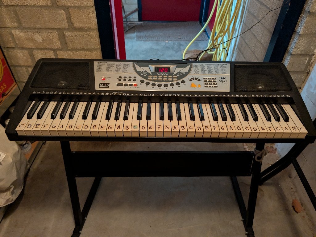 Keyboard, 61 toetsen, Zo goed als nieuw, Met standaard, Ophalen