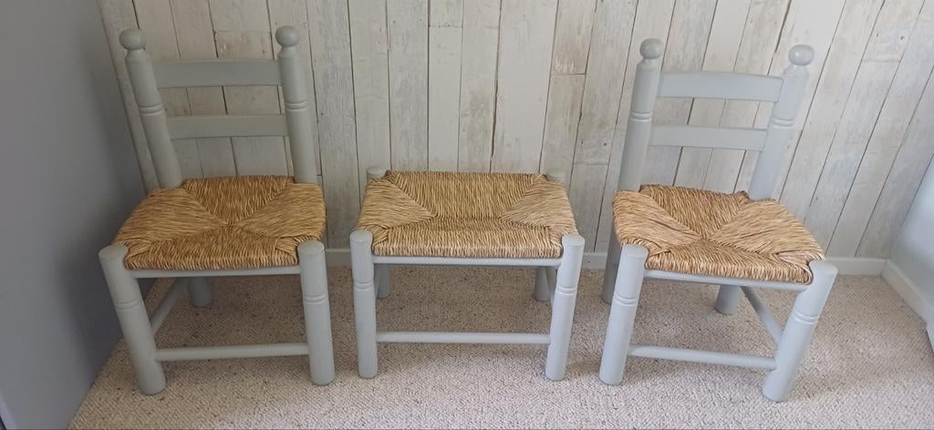 Kinderstoelen en krukje taupe met riet, Ophalen, Overige typen