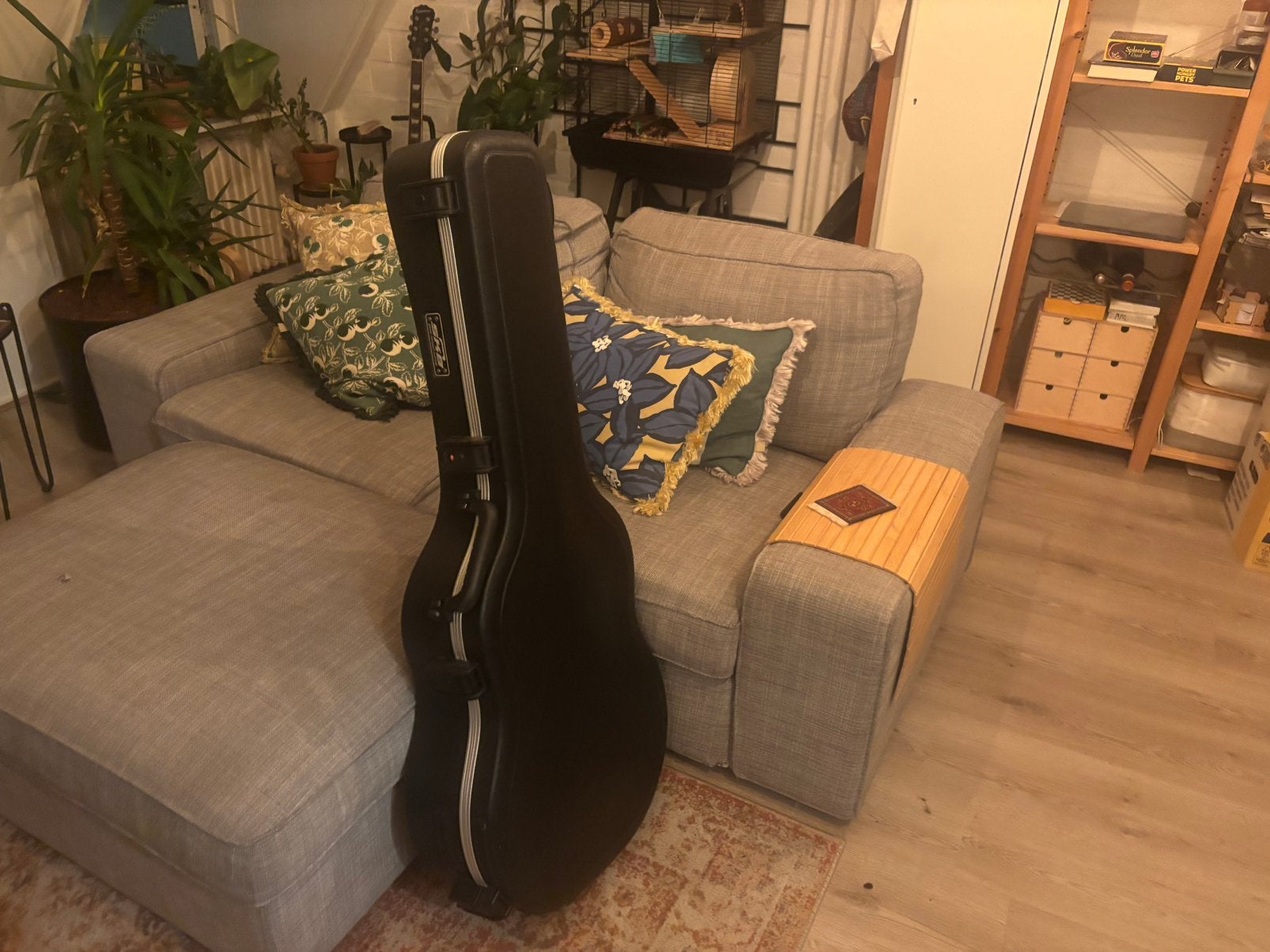 SKB 1SKB-18 Dreadnought Deluxe Gitaarkoffer + sleutel, Ophalen, Zo goed als nieuw, Akoestische gitaar