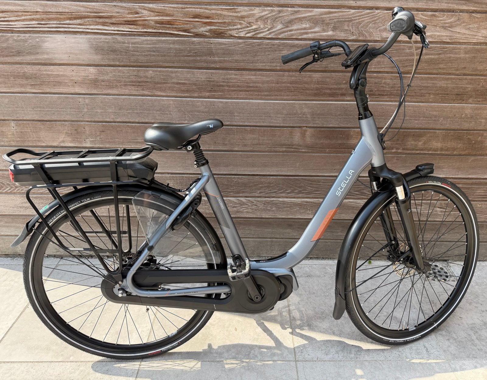 Stella Livorno elektrische fiets Shimano middenmotor., Fietsen en Brommers, Elektrische fietsen, Ophalen, Nieuw, 50 km per accu of meer