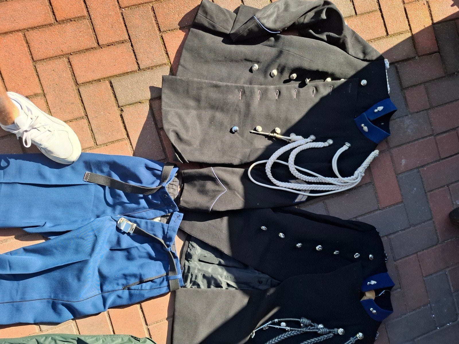 Militair uniform: Marechaussee jas, broek en baret, Ophalen of Verzenden, Marechaussee, Nederland, Kleding of Schoenen