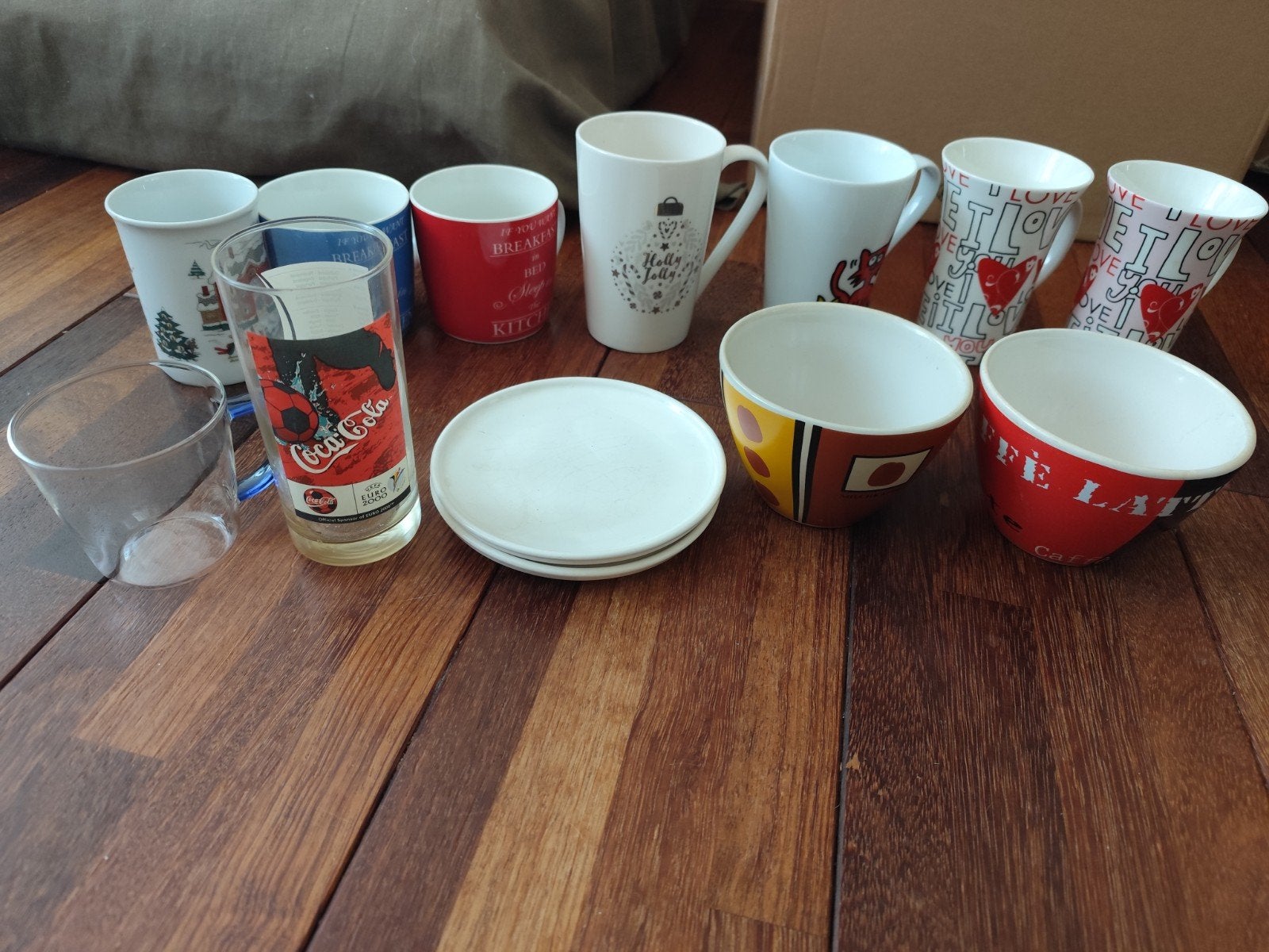 GRATIS: Diverse mokken, glazen en bordjes, Ophalen, Gebruikt, Overige merken, Keramiek