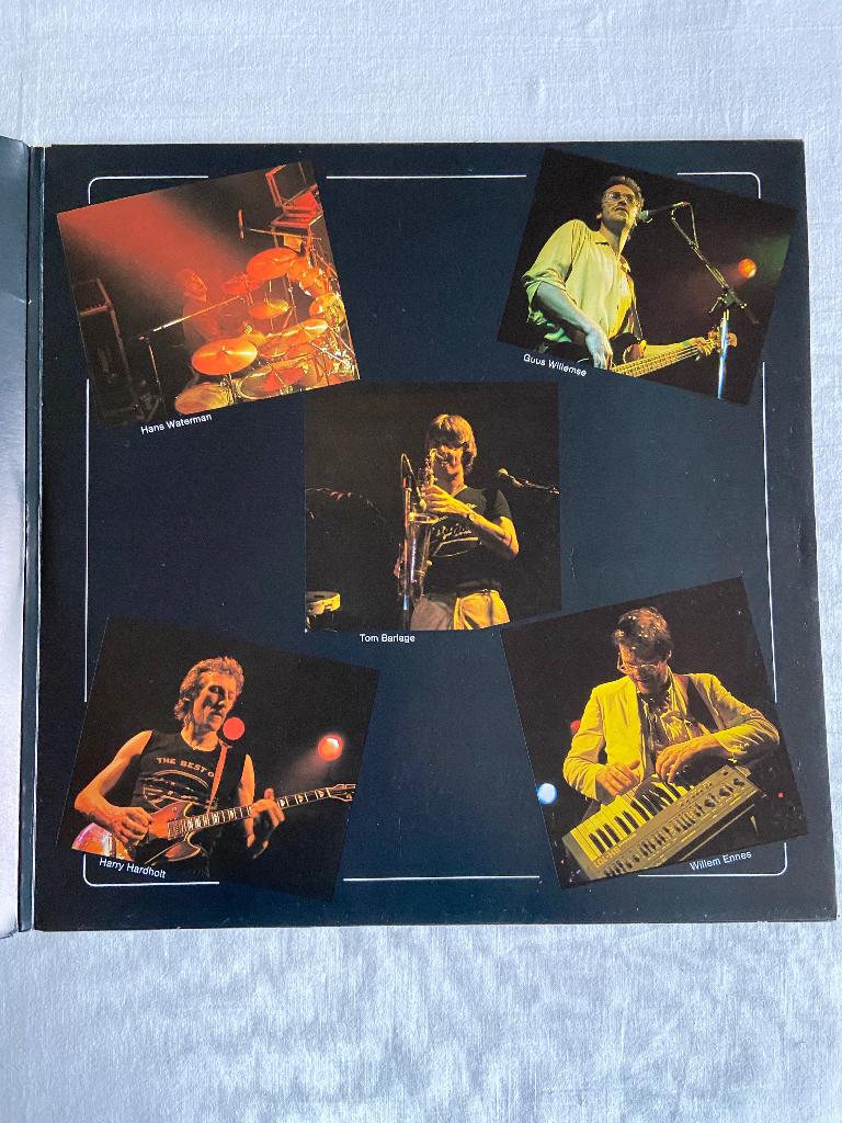 solution - live, Verzenden, Zo goed als nieuw, 12 inch