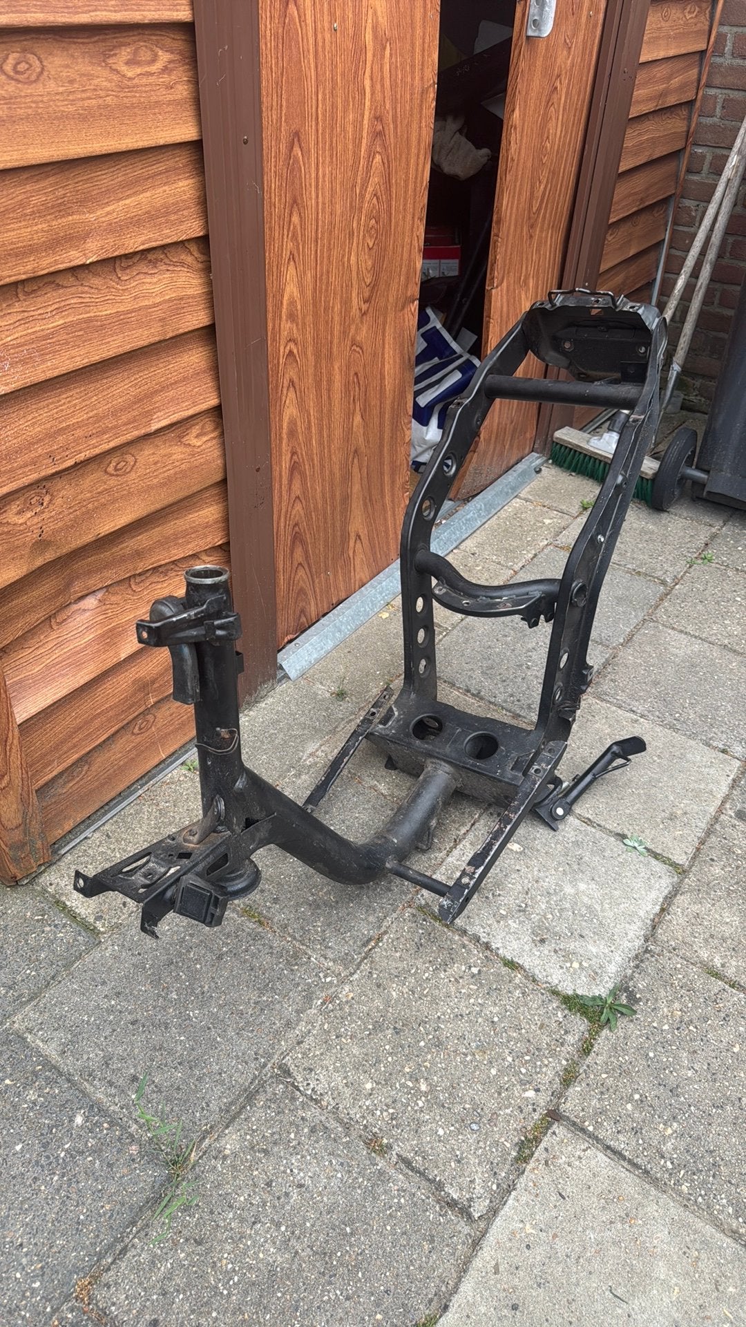 Zip fastrider frame op brom met wok, Fietsen en Brommers, Brommeronderdelen | Scooters, Ophalen, Zo goed als nieuw, Frame, Piaggio
