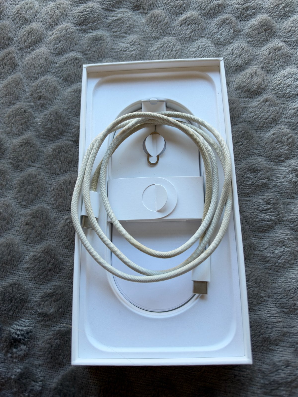 Foto 3 van iPhone 16 Pro Max 256GB Desert Titanium - 93% Batterij
