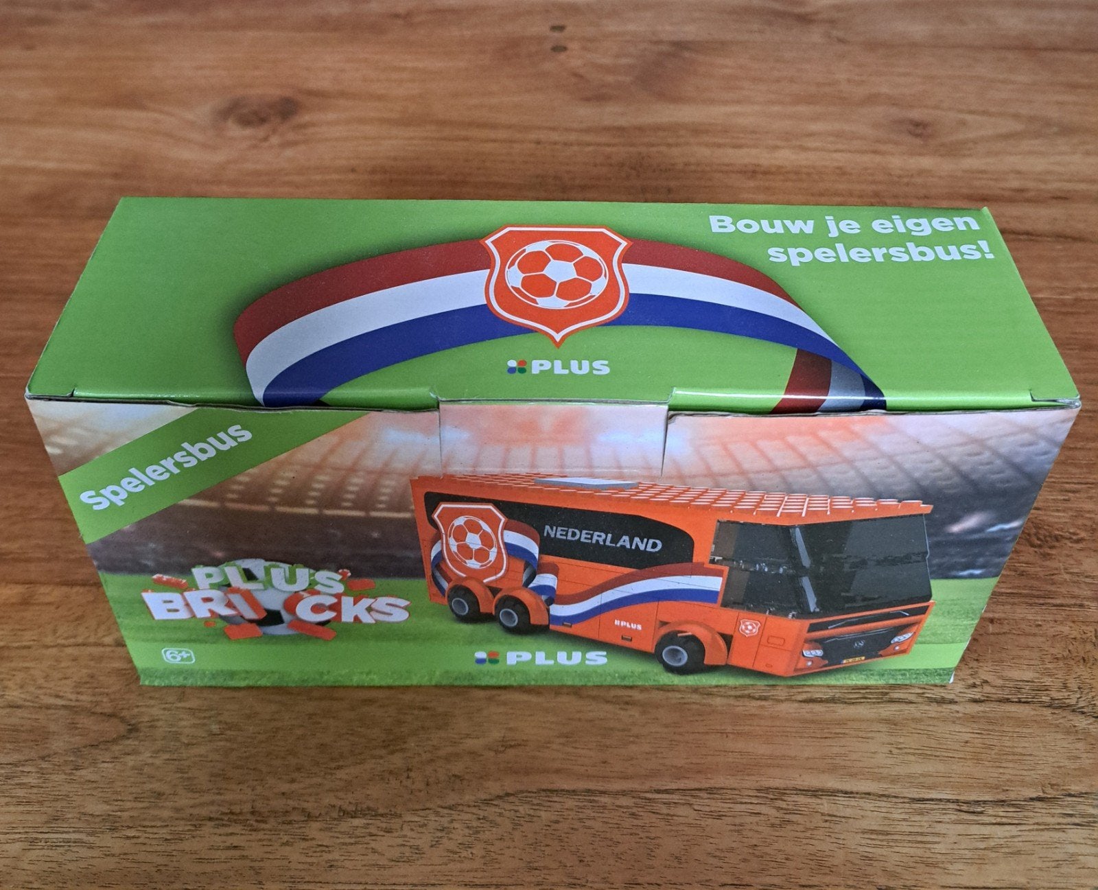 PLUS Bricks Spelersbus Oranje Nederlands Elftal (Nieuw), Ophalen of Verzenden, Nieuw, Overige binnenlandse clubs, Overige typen