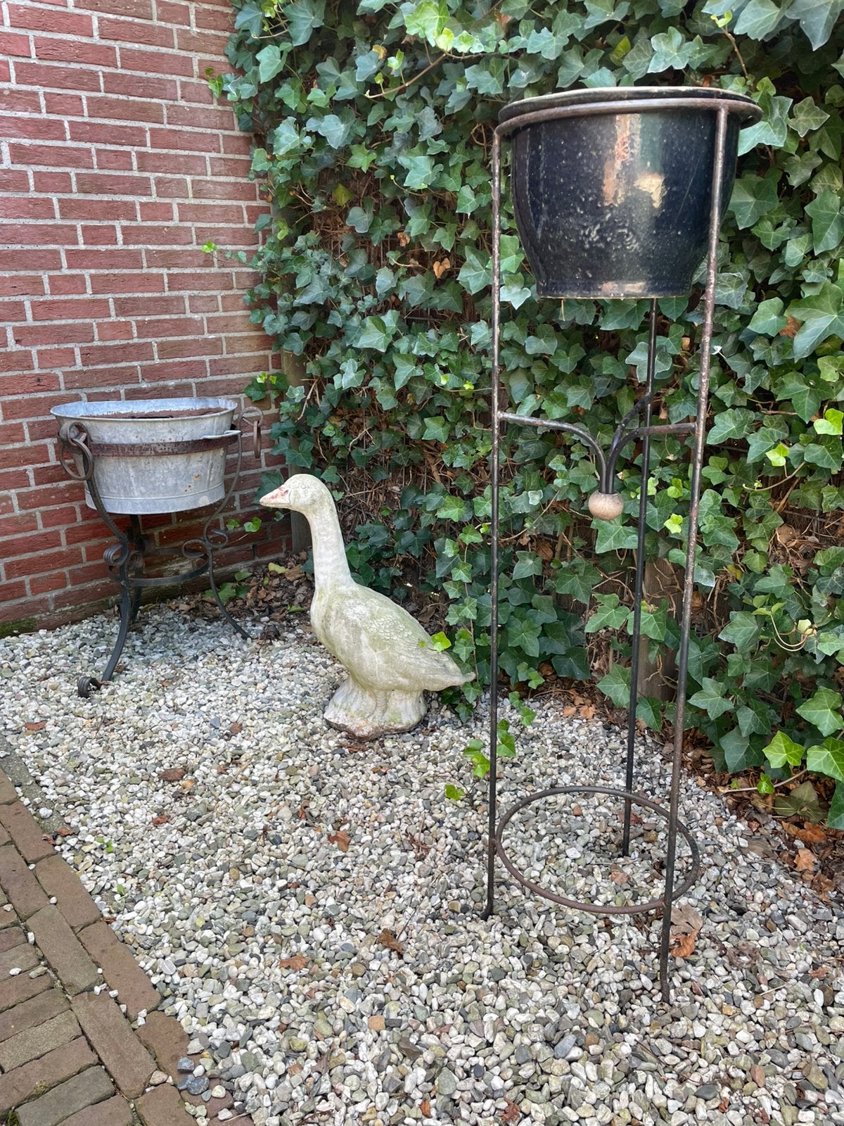Bloempotten en diverse standaarden, Ophalen, Gebruikt, Rond, Metaal