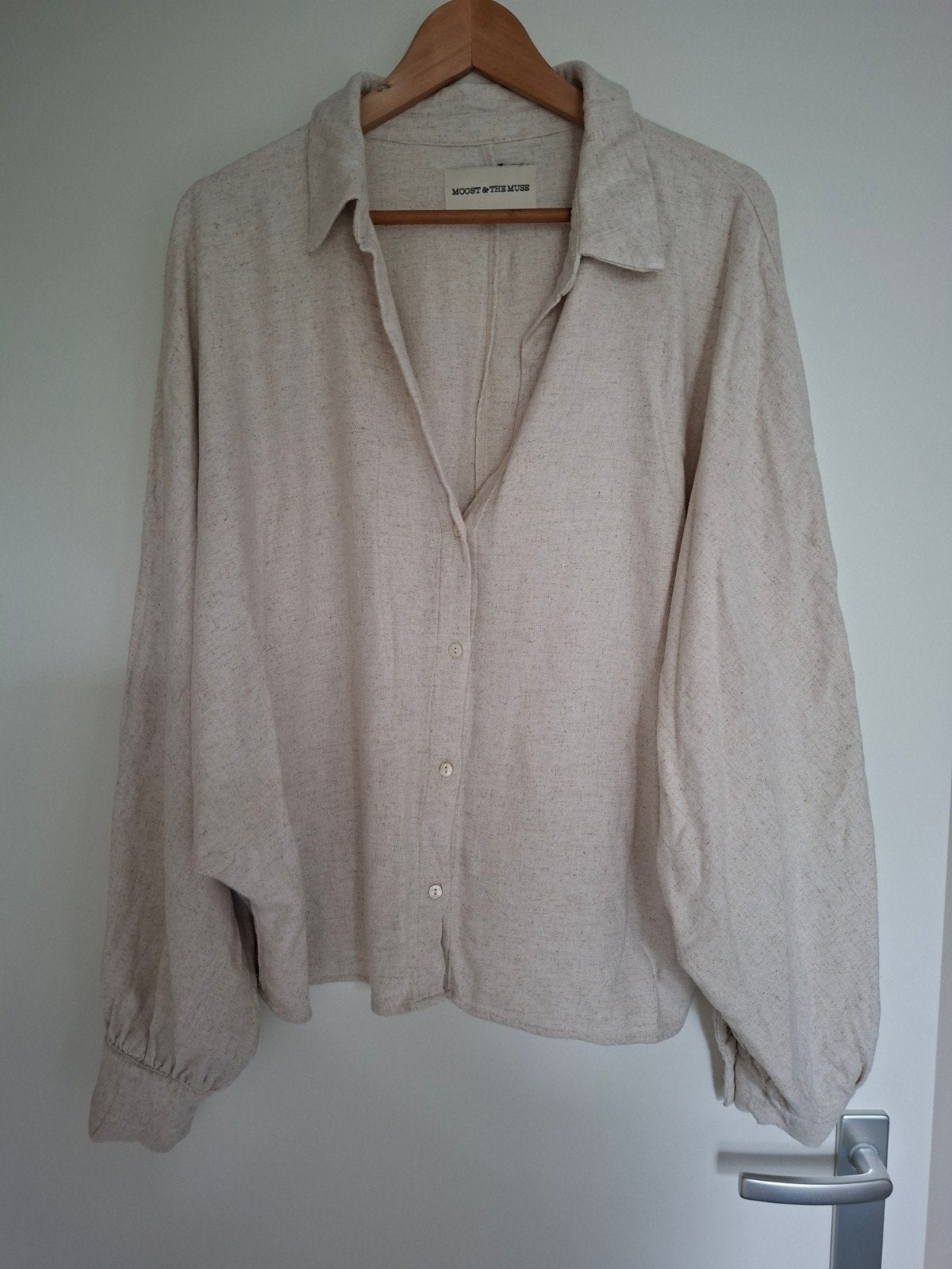 Moost Wanted Blouse Luchtig Materiaal Vlinder Mouwen Maat L, Maat 42/44 (L), Ophalen of Verzenden, Zo goed als nieuw, MOOST & THE MUSE