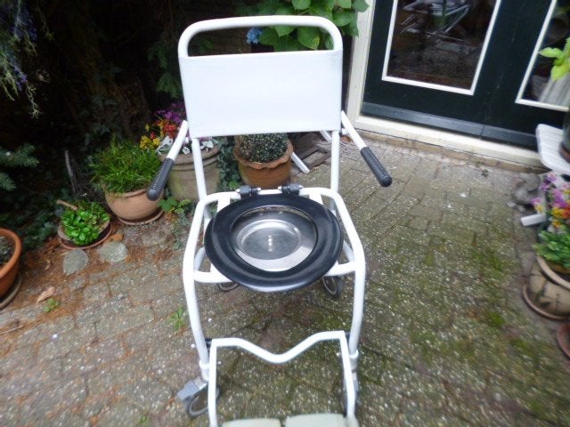 Linindo douche rolstoel/toilet  rolstoel Izgs, Ophalen, Zo goed als nieuw, Duwrolstoel