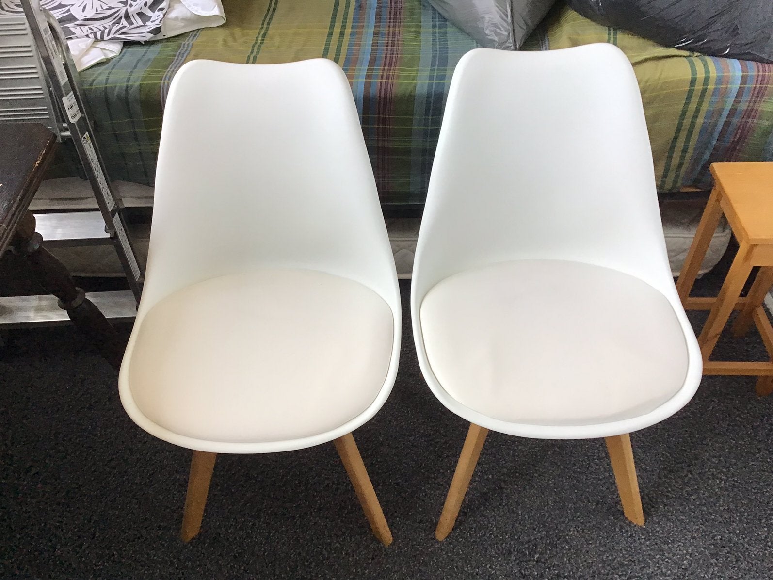 Dysign Stoelen, Huis en Inrichting, Stoelen, Ophalen, Kunststof, Gebruikt, Twee