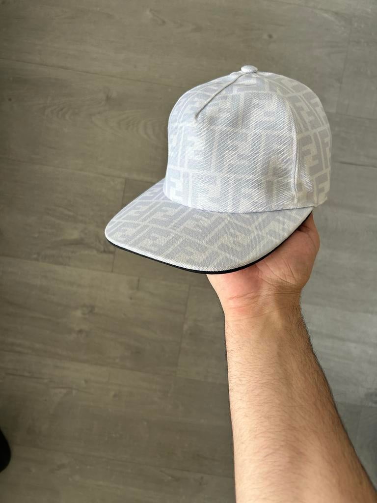 Fendi Cap Ongedragen, Ophalen of Verzenden, Nieuw, One size fits all, Pet
