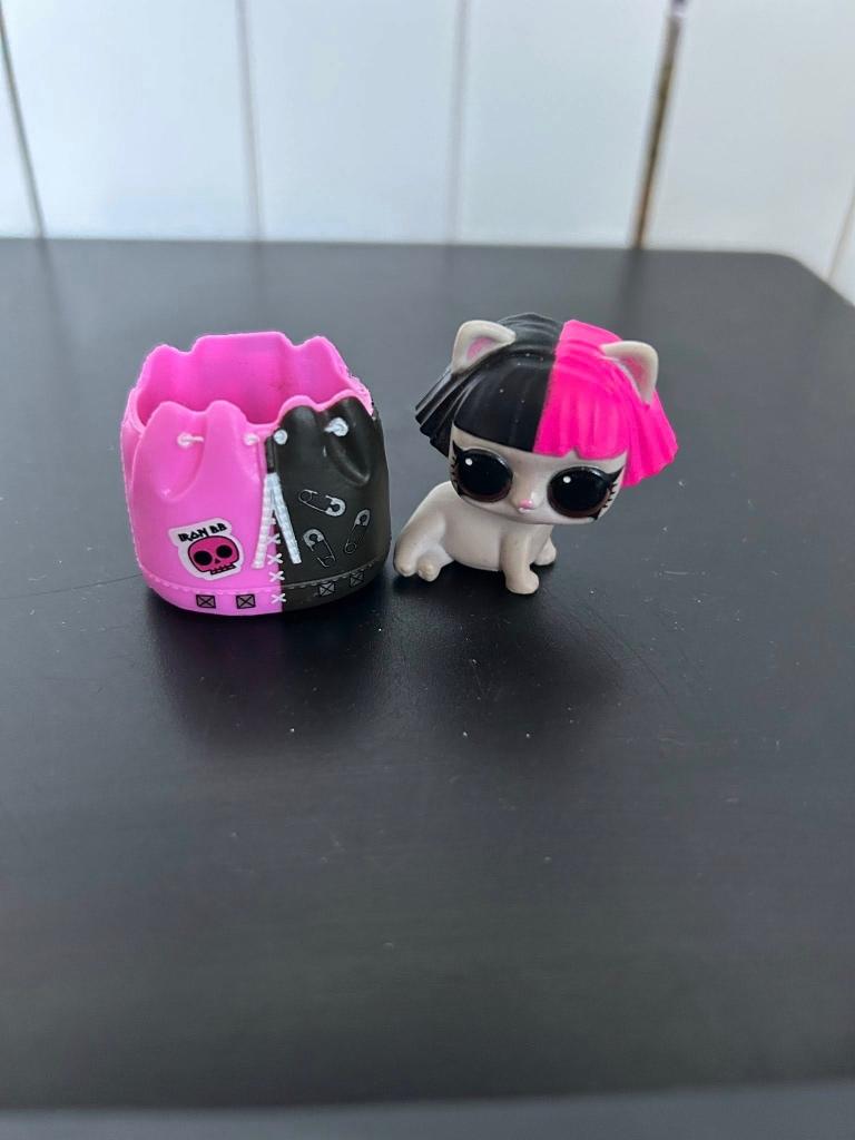 L.O.L. Surprise! Remix OMG Metal Chick Lil Pets Lils, Ophalen of Verzenden, Gebruikt