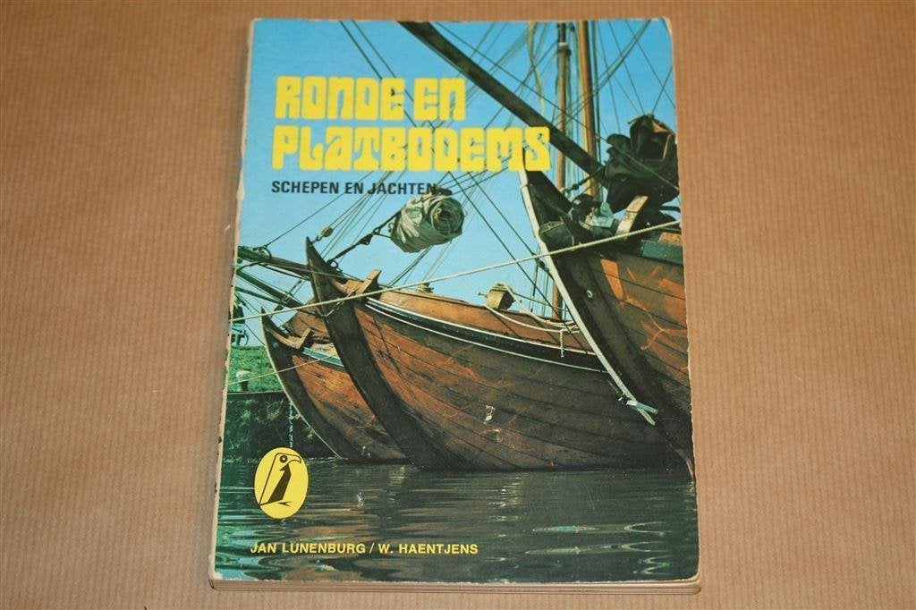 Ronde en platbodems - Schepen en jachten, Ophalen of Verzenden, Gelezen, Tekenen en Schilderen