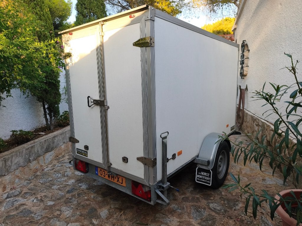 Hapert gesloten aanhangwagen Sapphire L-1 1350 250x130x150, Ophalen, Gebruikt
