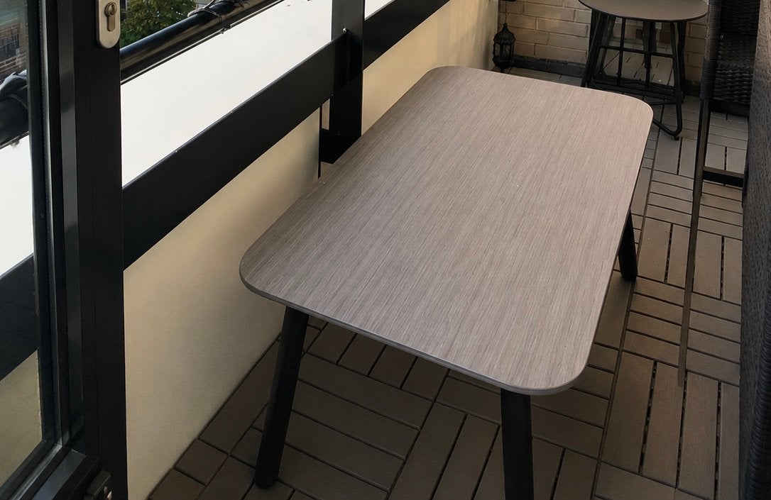 Tuin salontafel met grijs blad en zwarte poten, Ophalen of Verzenden, Zo goed als nieuw