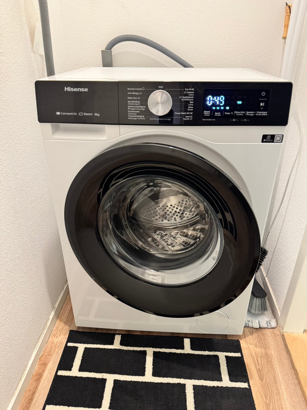 Moderne energiezuinige wasmachine, Ophalen, 1200 tot 1600 toeren, 8 tot 10 kg, Zo goed als nieuw
